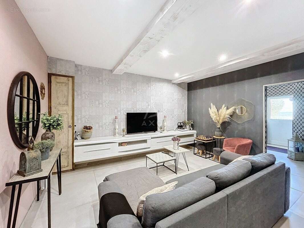 Maison à SAINT-ANDRE-DE-CUBZAC