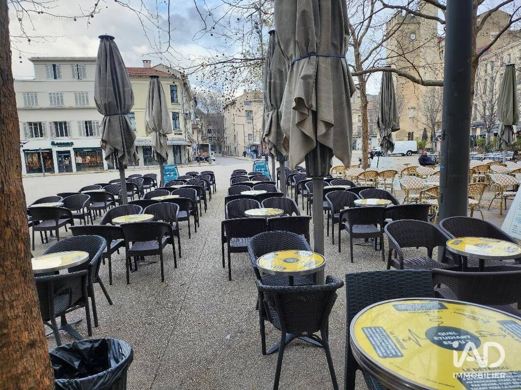 Photo 1 - Commerce à AVIGNON