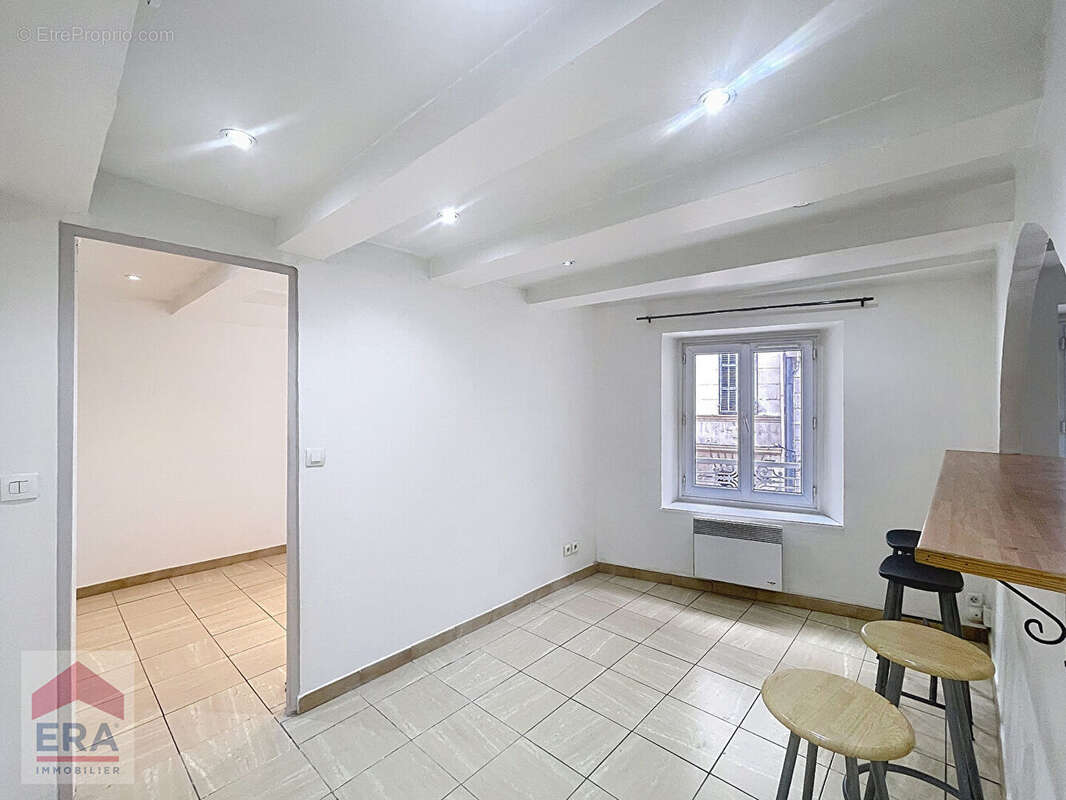 Appartement 38m² à marseille 6e arrondissement - photo 2
