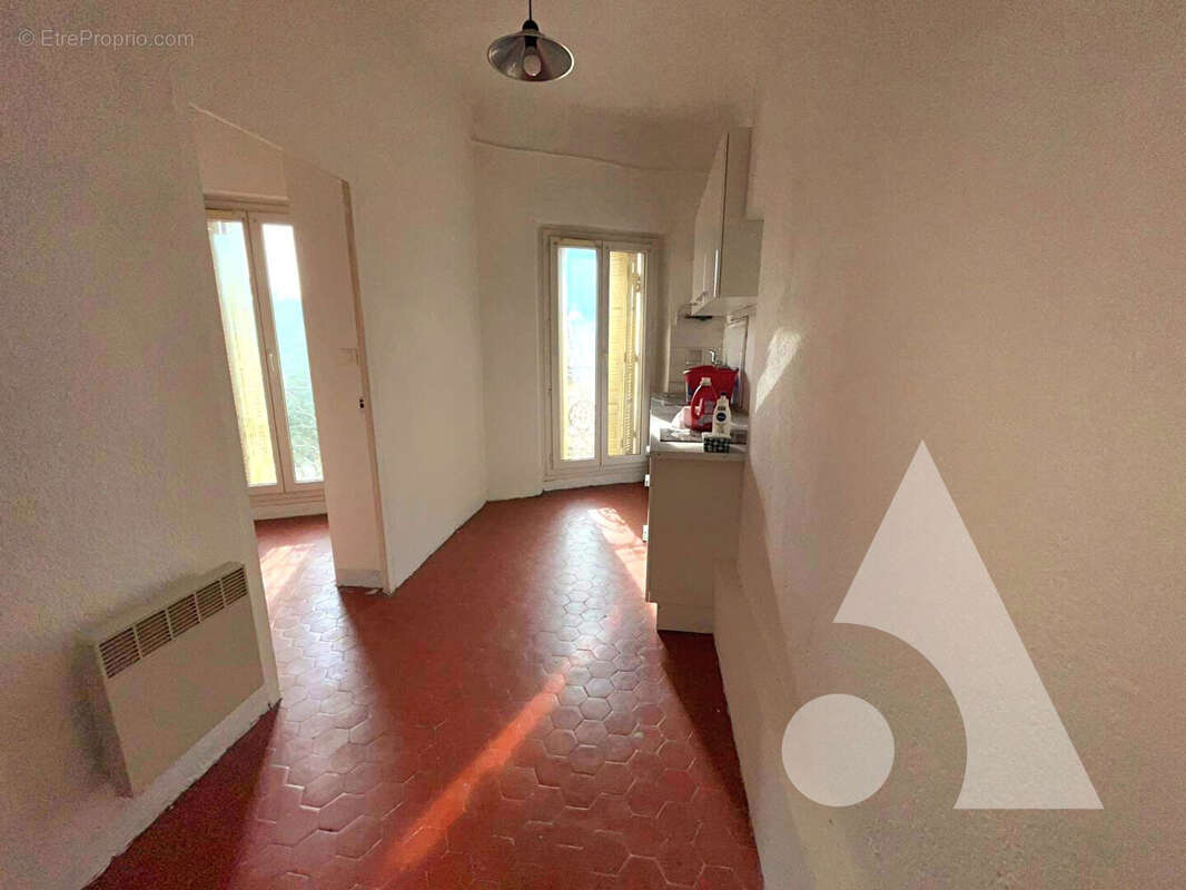Appartement à SALERNES