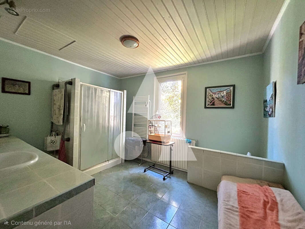 Maison à SAUVETERRE-LA-LEMANCE