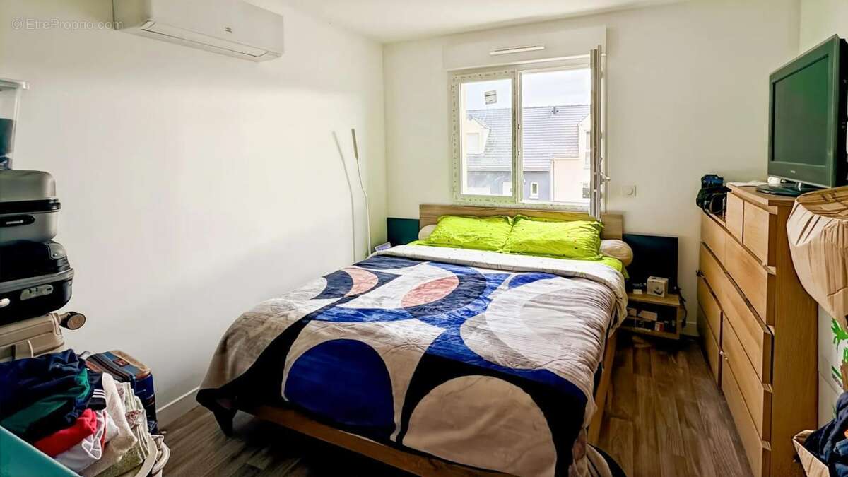 Maison à PARAY-DOUAVILLE