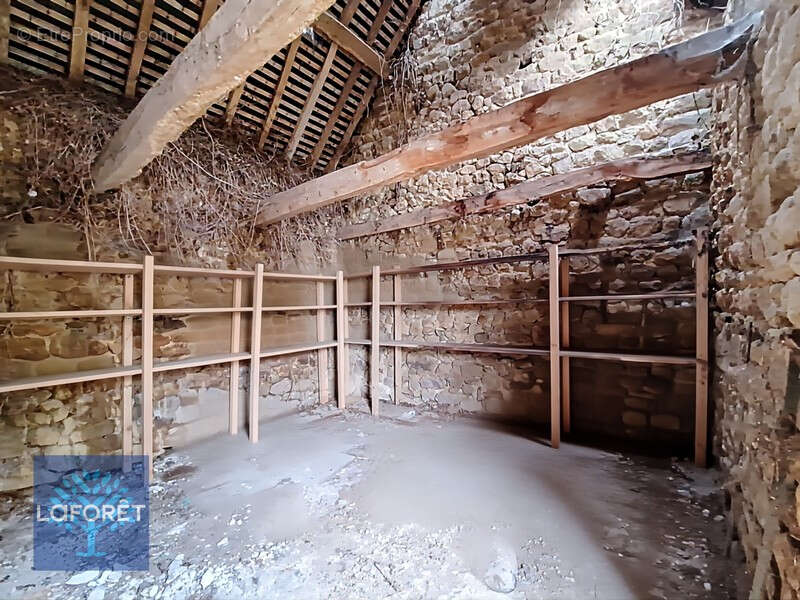 Maison à SAINT-OUEN-DES-ALLEUX