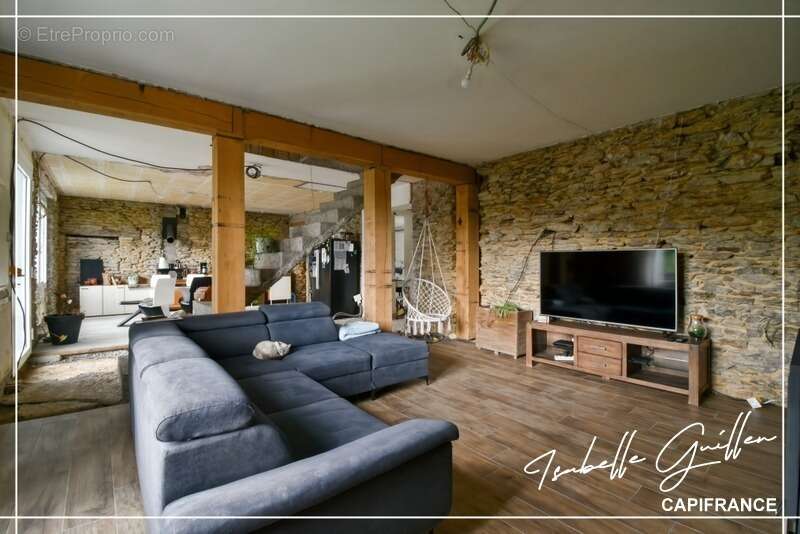 Maison à SAINT-SATURNIN