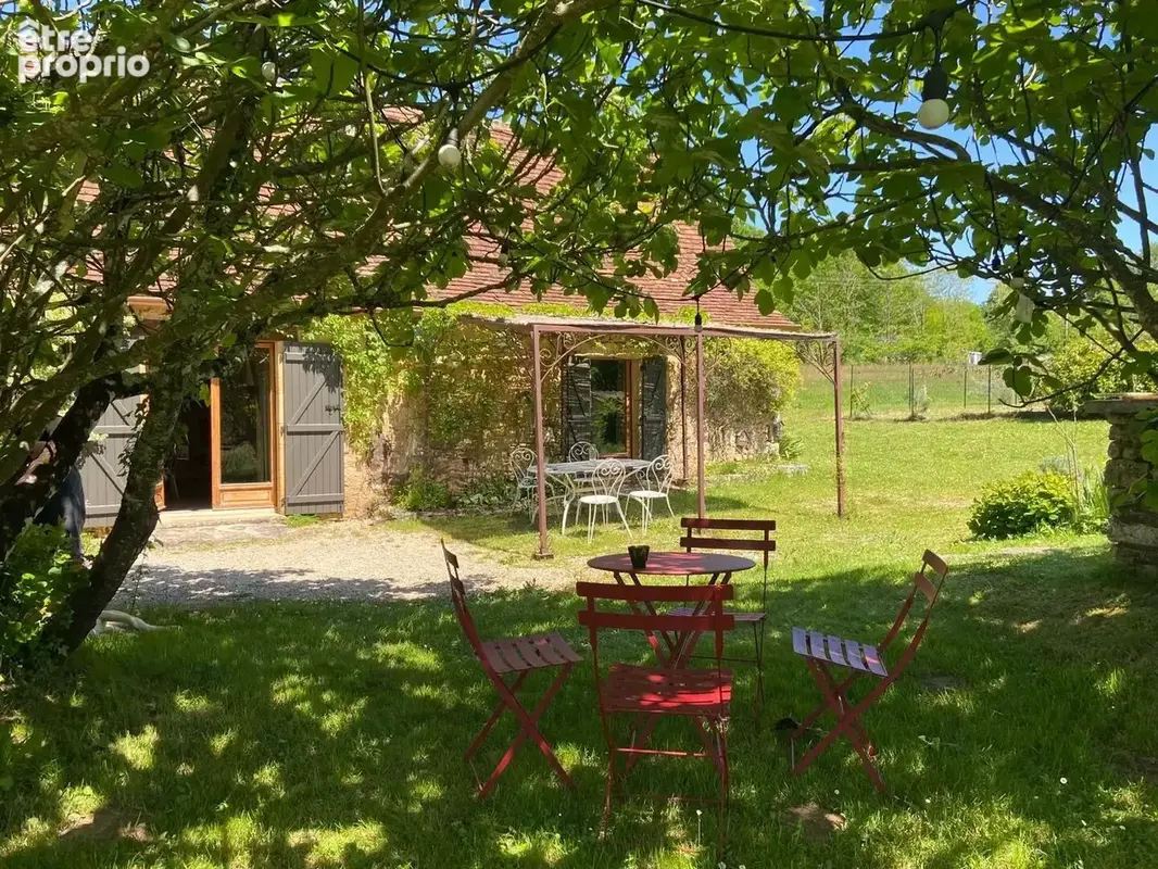 Entre ombre de vigne et douceur de pierre, maison de charme avec 2 chambres et piscine, 10 minutes des commerces - photo 5