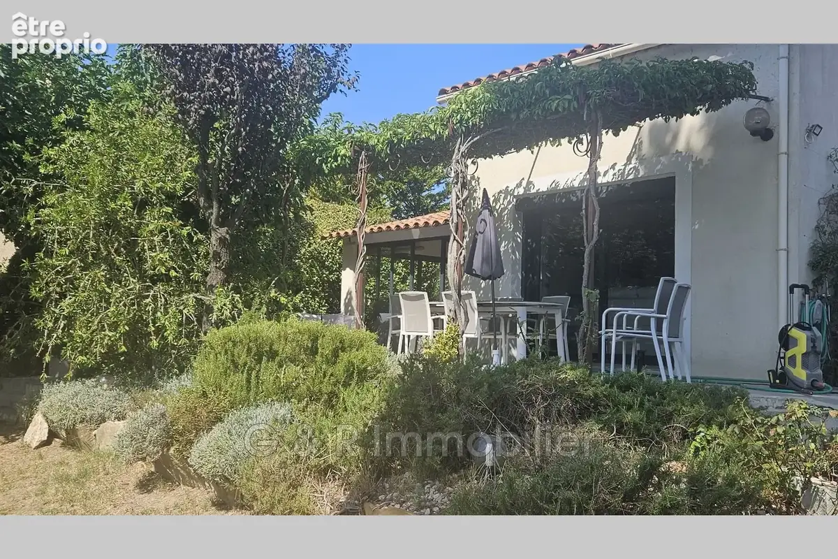 Maison à LA BOUILLADISSE