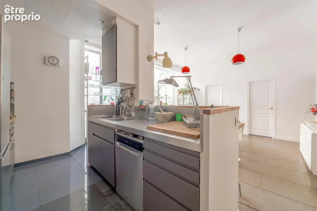 Paris 9 - loft d'exception sous verriere avec commercialite - photo 6