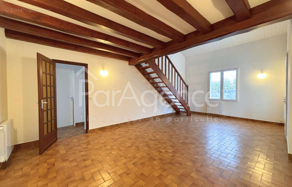 Maison à VAUX-SUR-MER