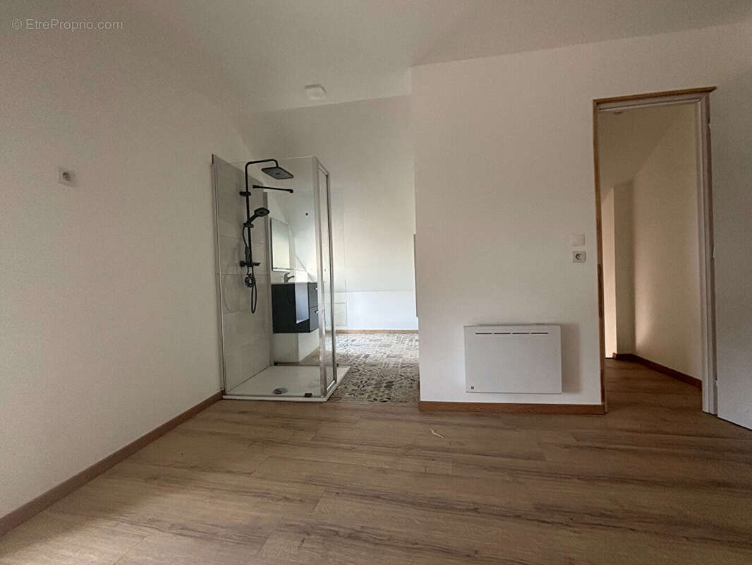 Maison à BOSMONT-SUR-SERRE