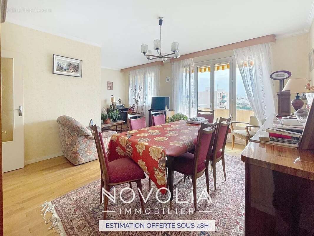 Appartement à LYON-8E