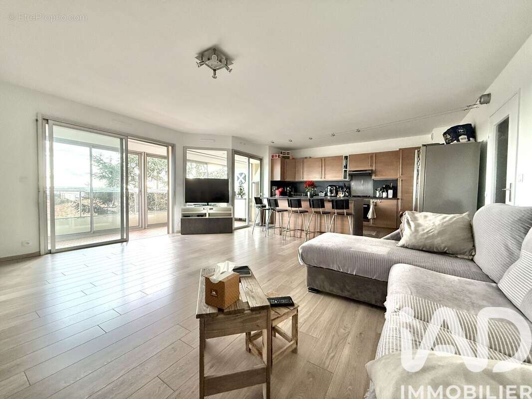 Photo 5 - Appartement à SAINT-LAURENT-DU-VAR