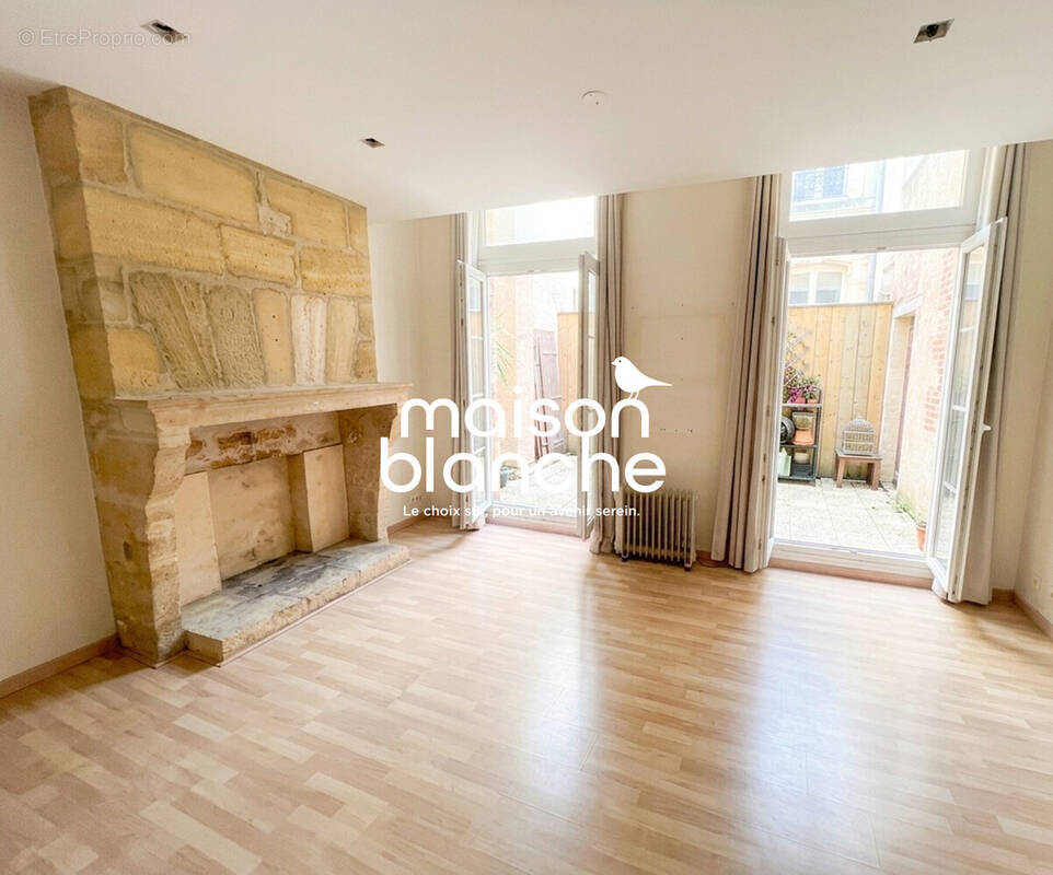 Appartement à BORDEAUX