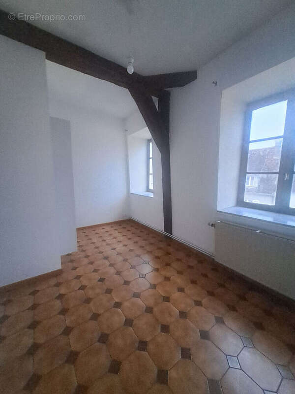 Appartement à NEMOURS