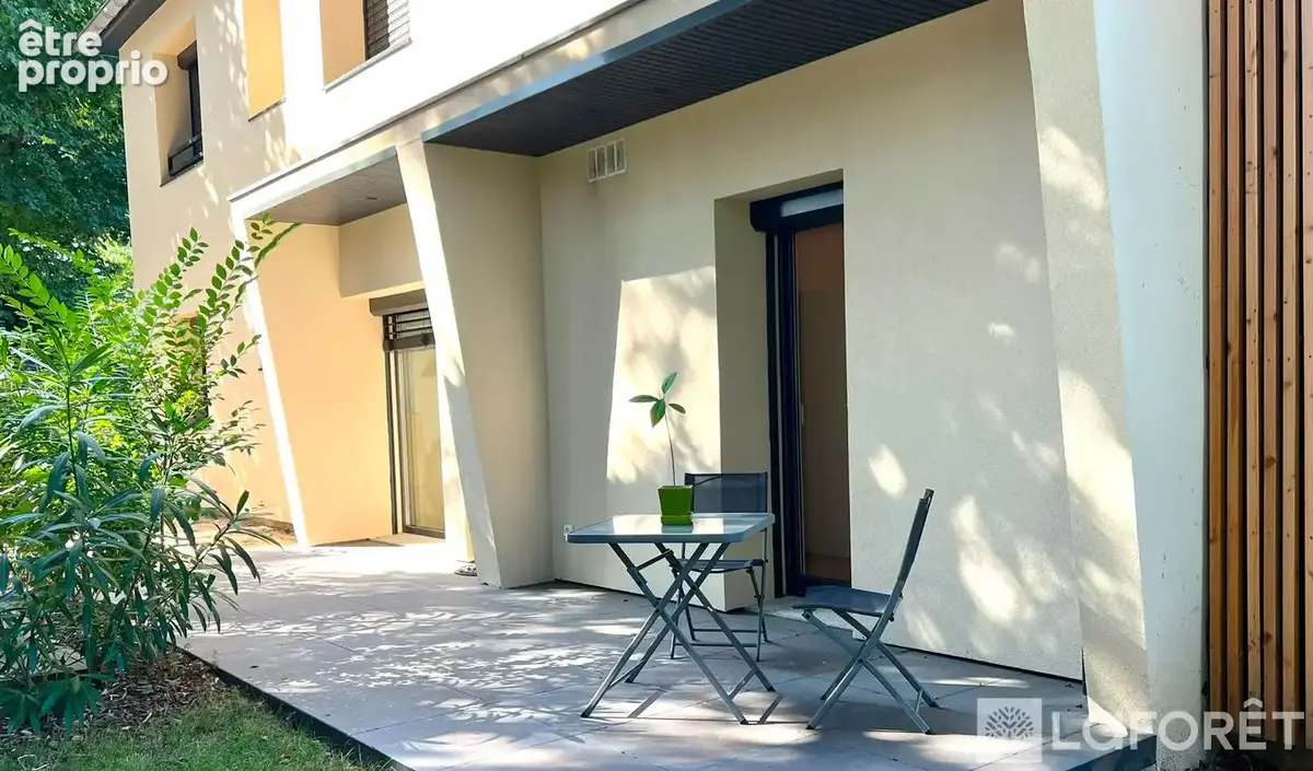 Appartement Saint Genis Laval 2 pièce(s) 40.11 m2 rez-de-jardin - photo 4