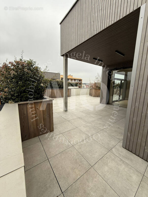 Appartement à TASSIN-LA-DEMI-LUNE