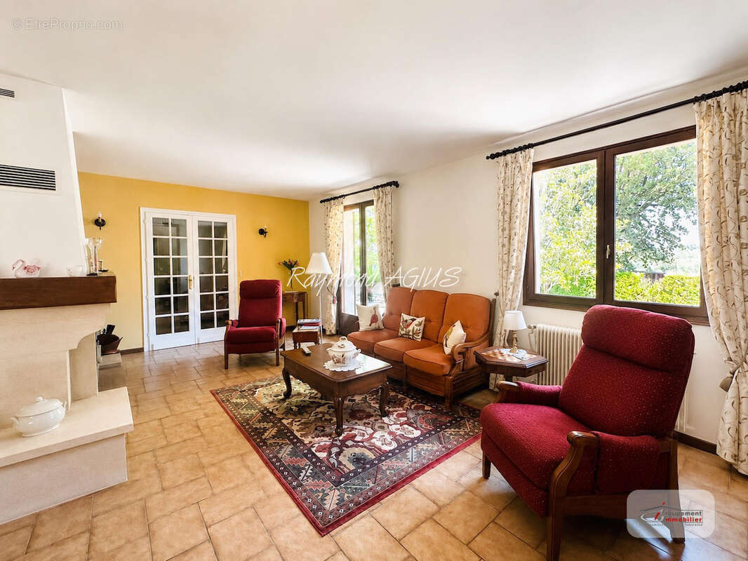 Élégante maison familiale de 7 chambres avec annexe indépendante, située dans un cadre rural paisible - photo 7