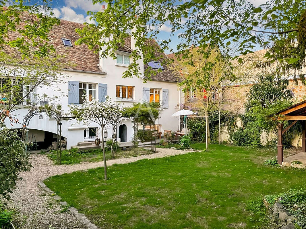 Maison à ARPAJON