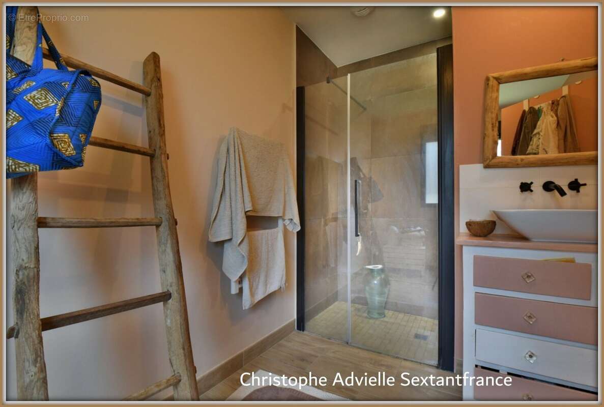 Maison ossature bois RT 2012, plain pied , 4 chambres, terrain de 6177 M2 en fond d'impasse avec belle vue - photo 11