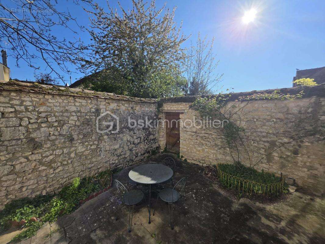 Maison à CHATEAU-LANDON