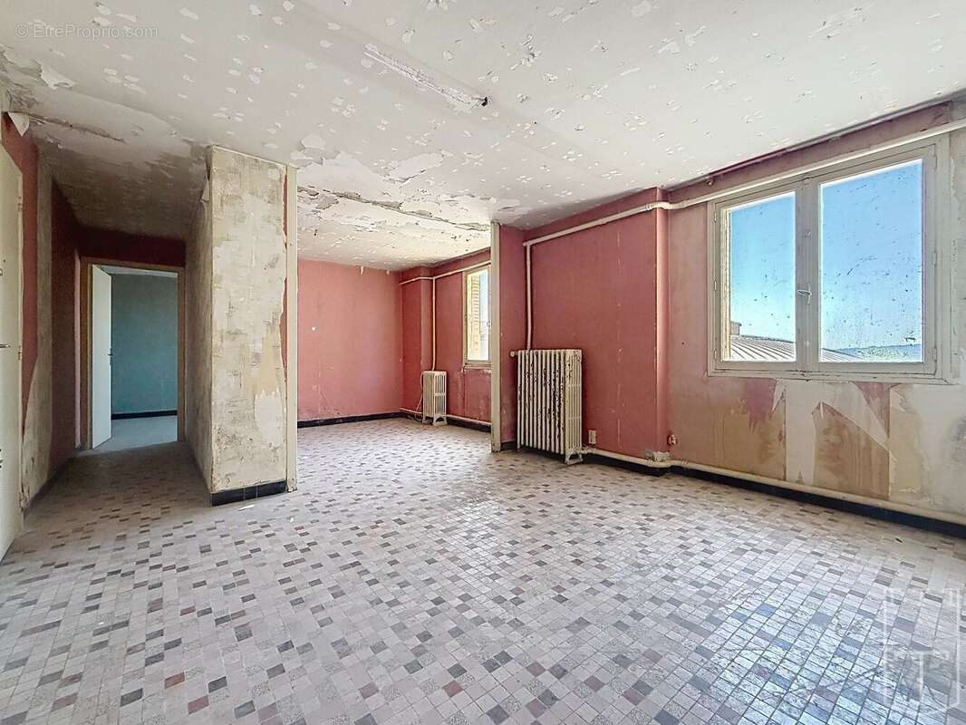 Exclusivite t2 à rénover - photo 4