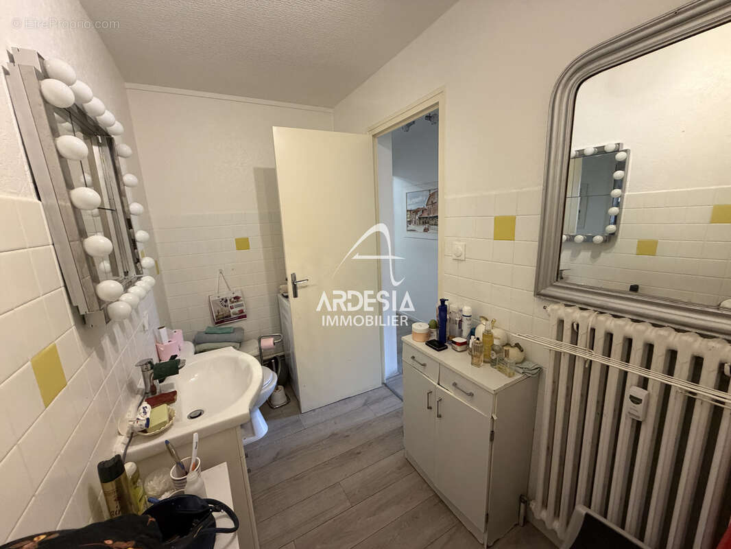 Appartement à SAINT-JEAN-DE-MAURIENNE