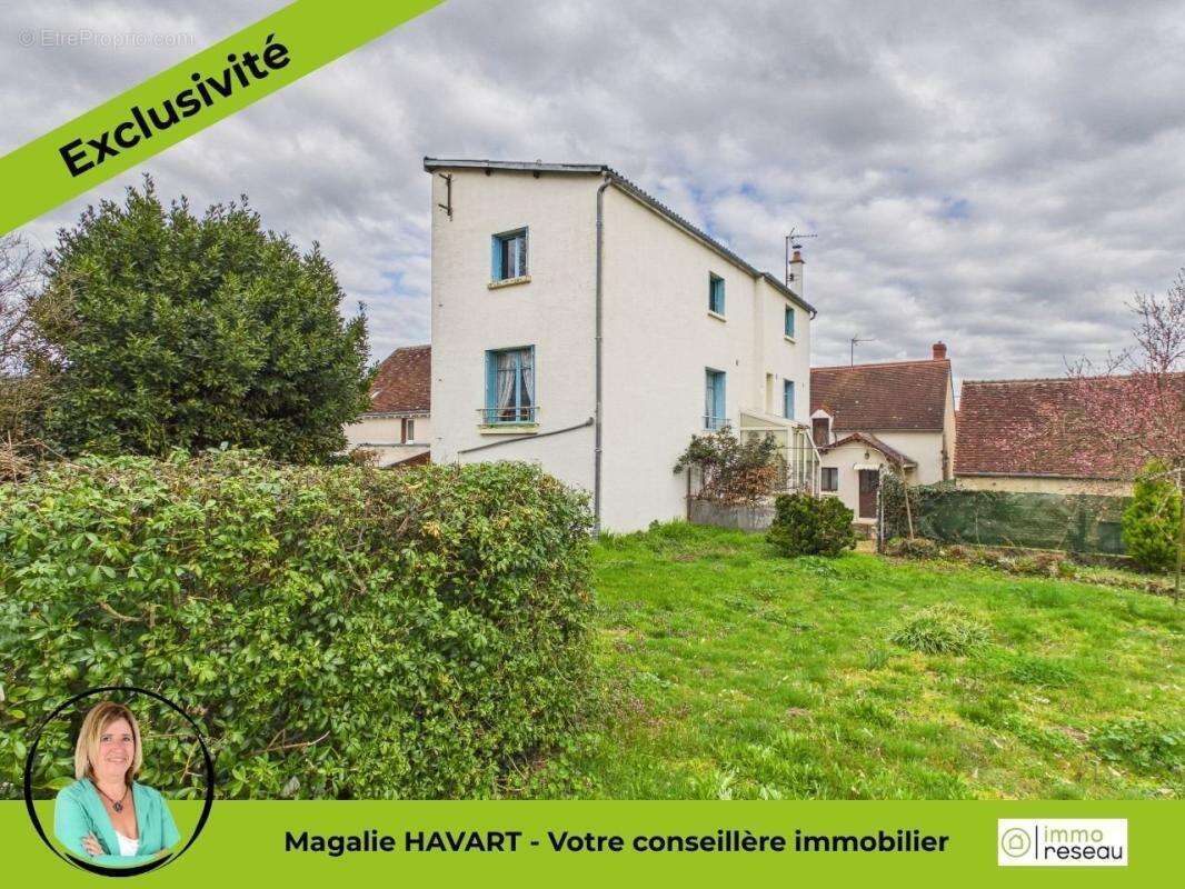 Maison à THENAY