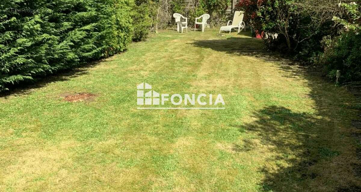 Maison à MAGNY-LES-HAMEAUX