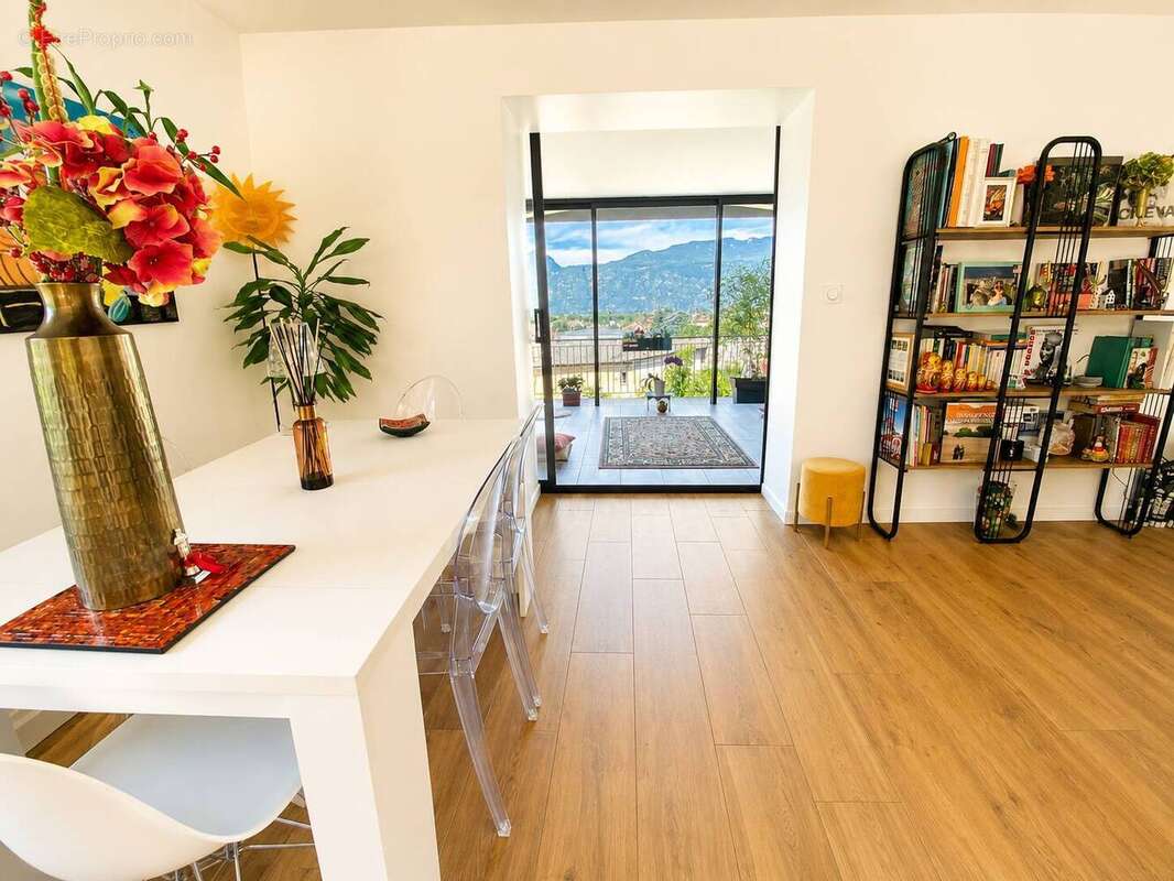 Appartement à AIX-LES-BAINS