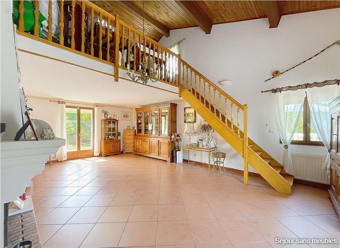 Maison 120 m² à Dremil-Lafage  - photo 2