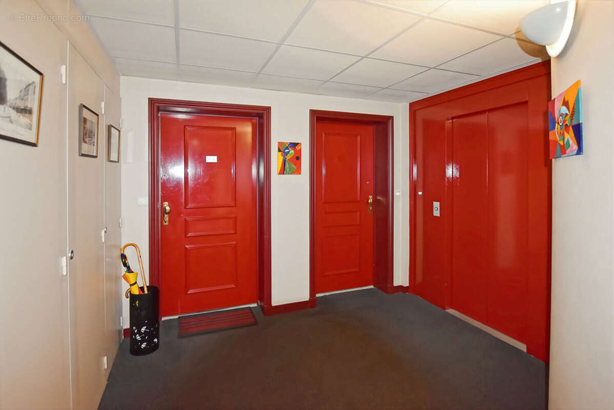 Appartement à LE COTEAU