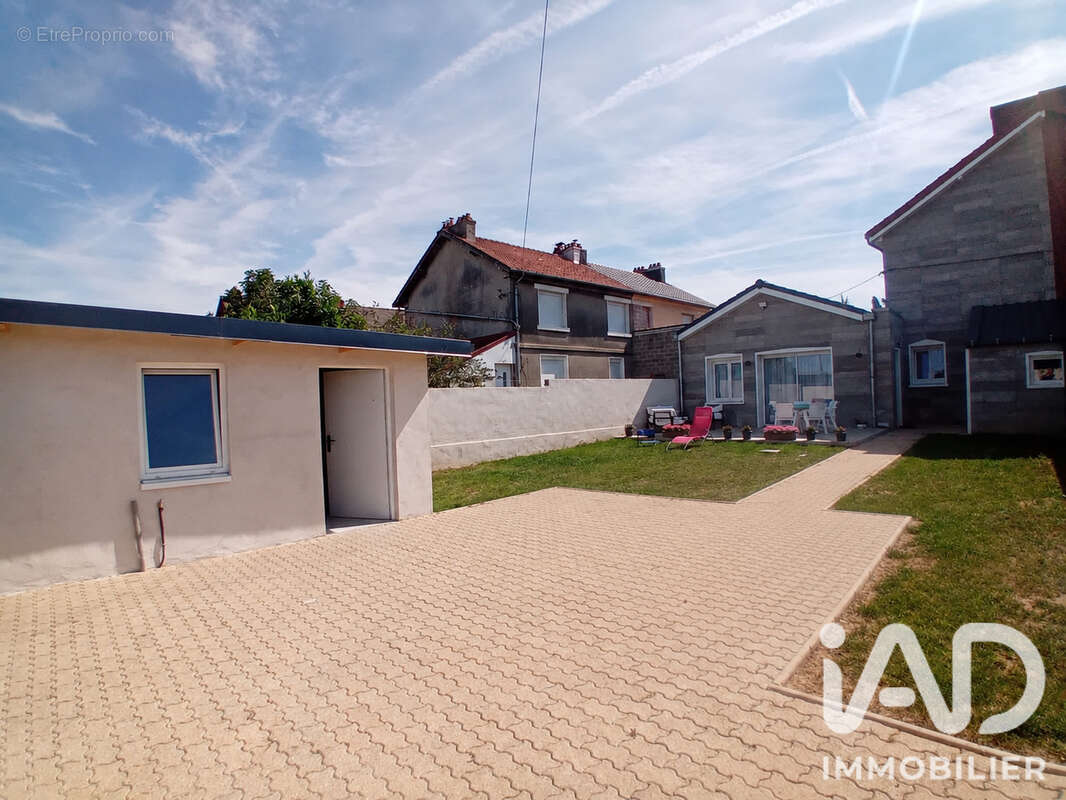 Maison 102 m² à Avesnes-Les-Bapaume  - photo 3