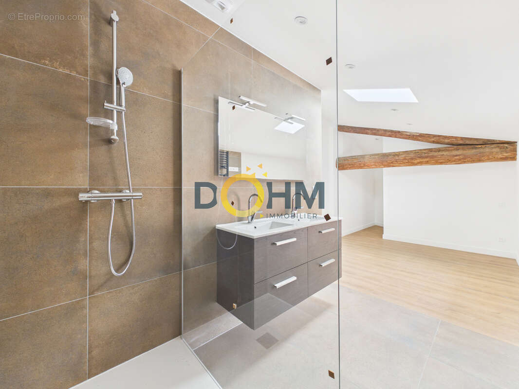 Appartement à BRIVES-CHARENSAC