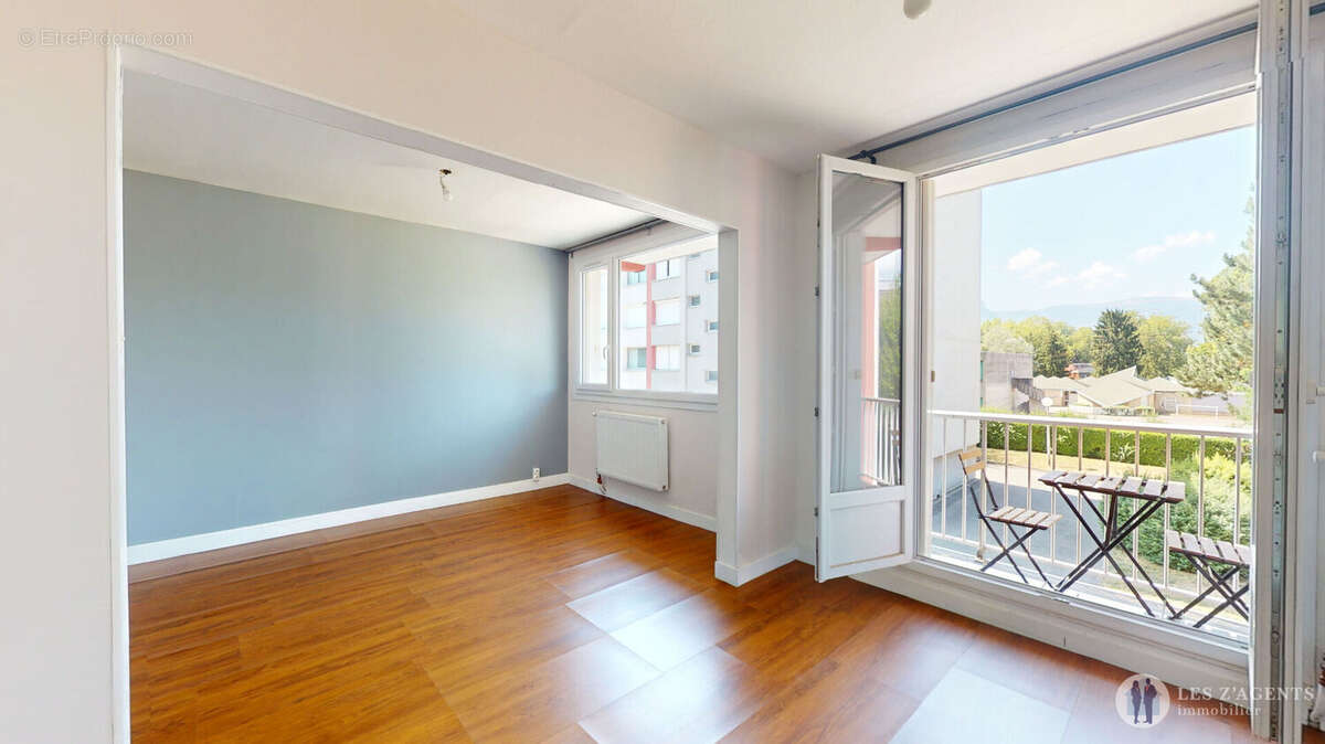 T3 avec balcon dans une copropriété fermée - photo 2