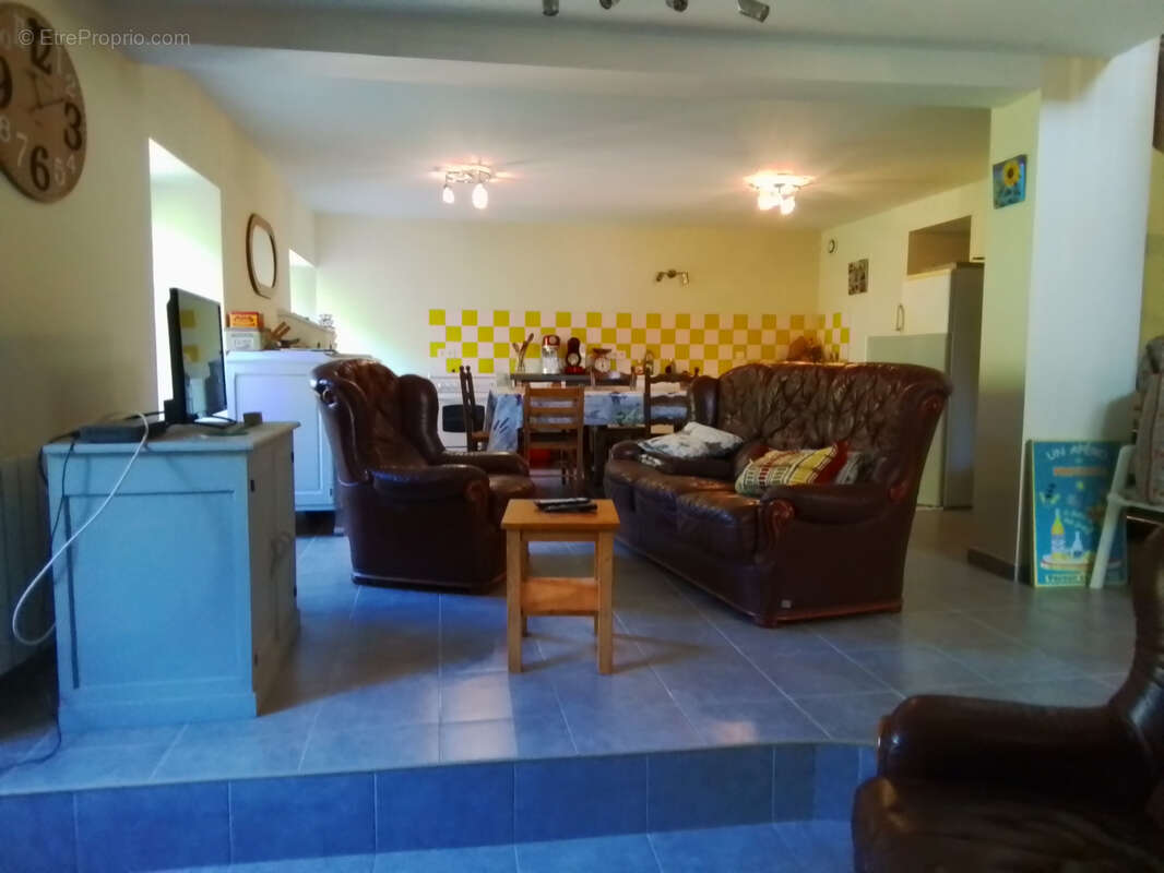 Maison à ANTRAIGUES-SUR-VOLANE