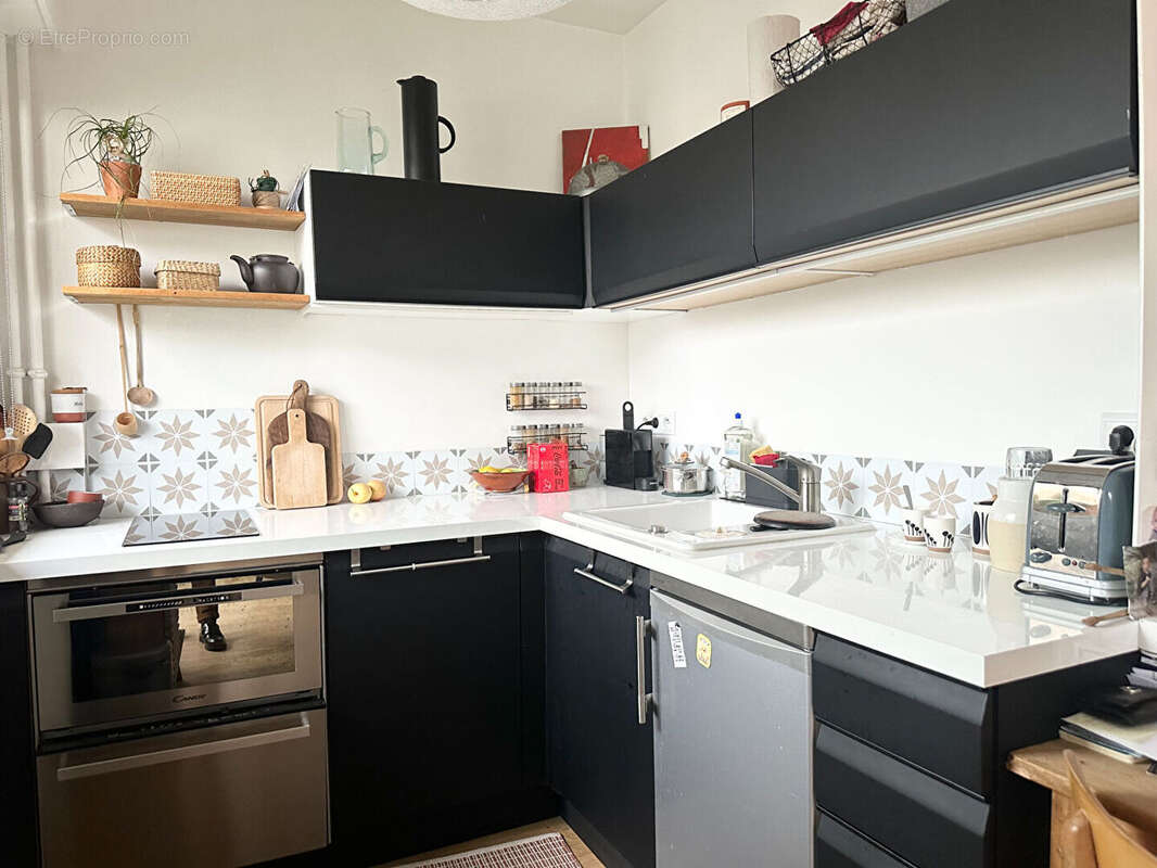 Appartement à PARIS-18E