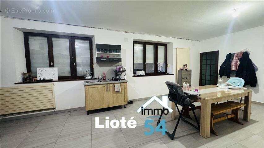 Appartement à VIRECOURT