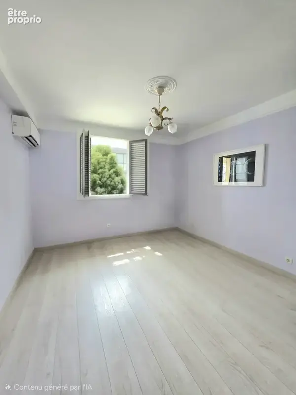 Hyères : appartement avec terrasse balcon et garage - photo 2