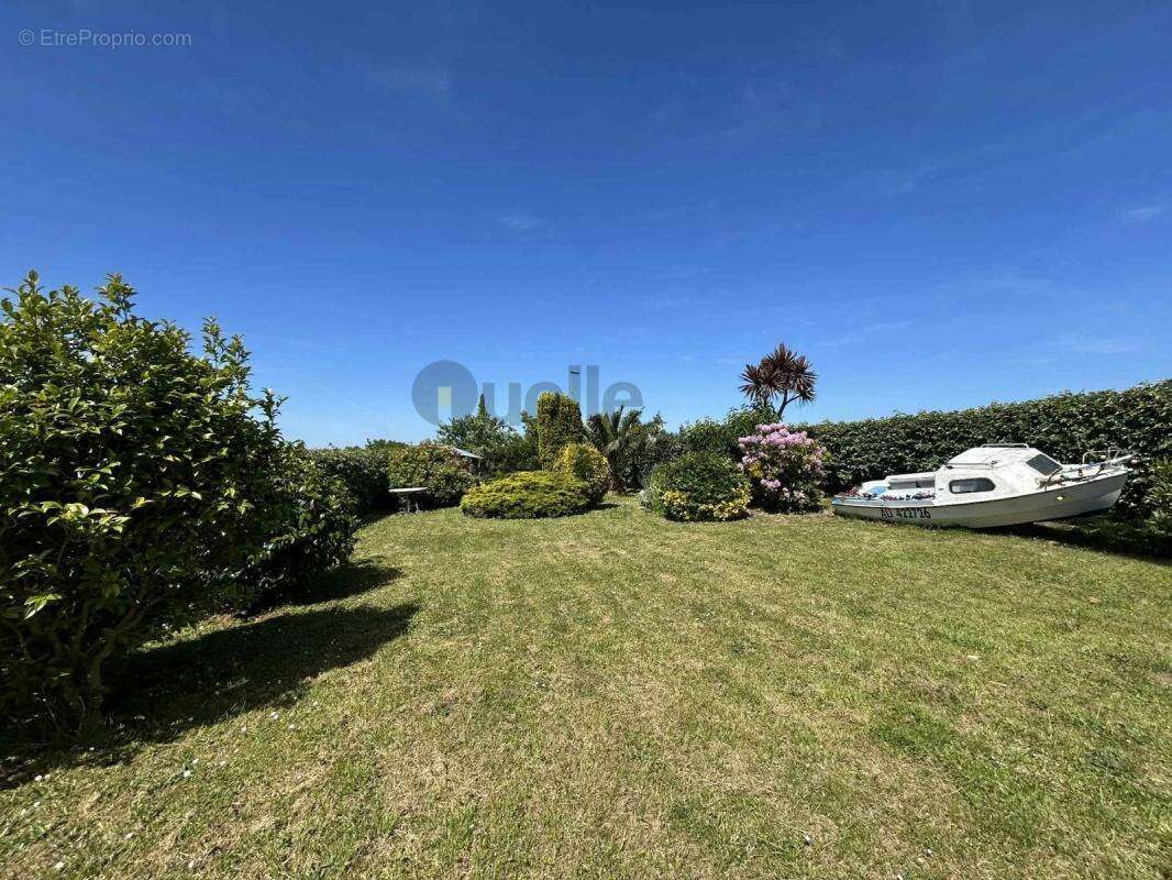 Maison à CLEDEN-CAP-SIZUN