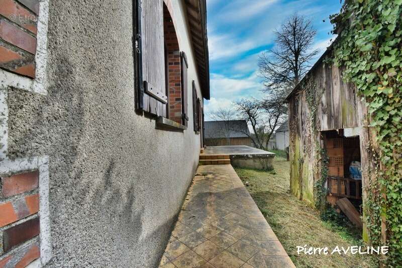Maison à LA BAZOCHE-GOUET
