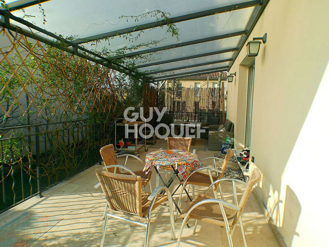 Maison à CAUMONT-SUR-DURANCE