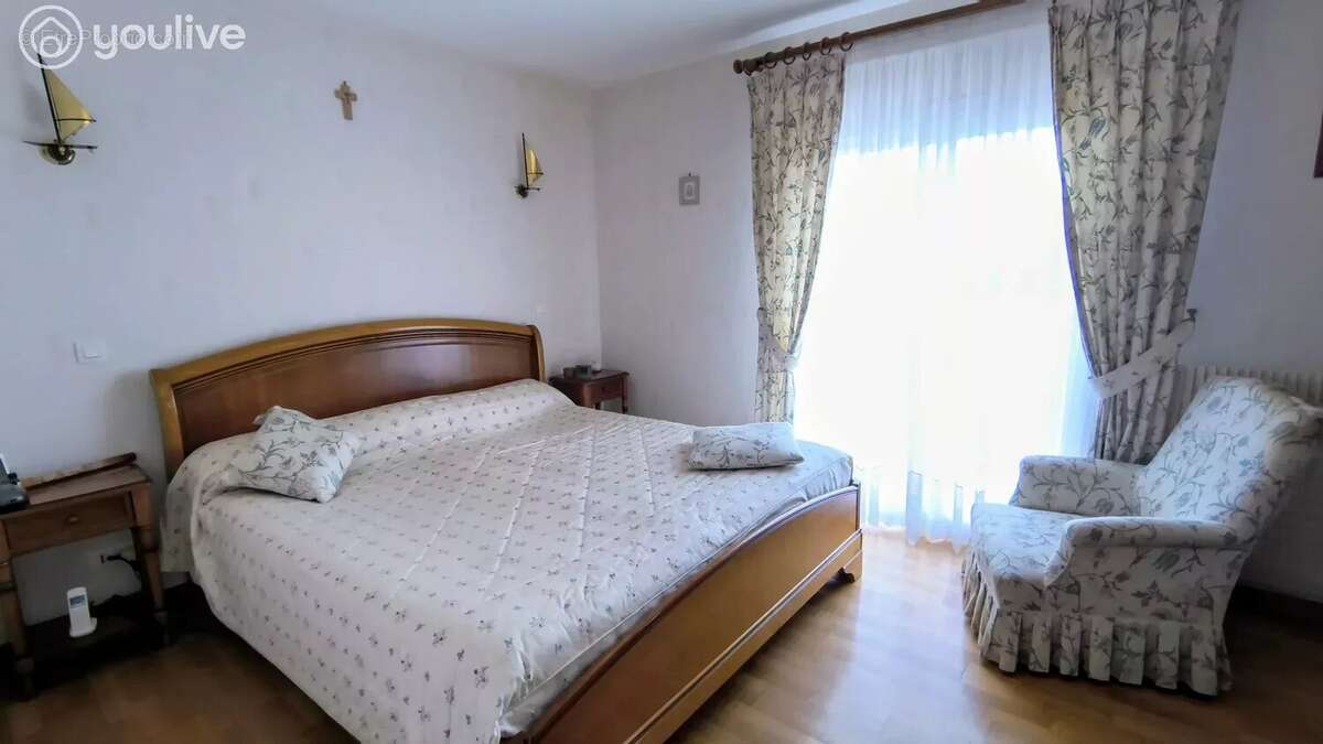 Maison à LE PERRIER