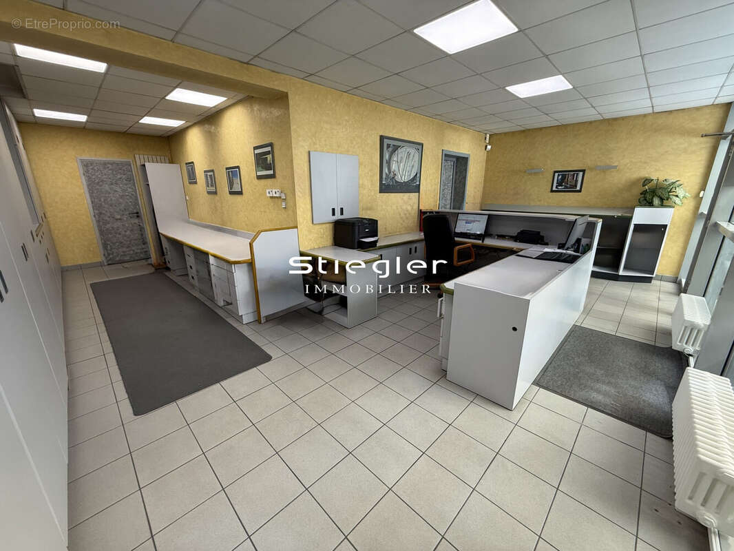 Bureau d'accueil (local 1)  - Commerce à STRASBOURG