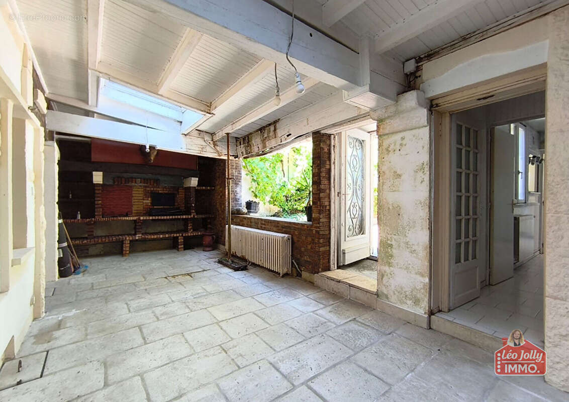Maison à COGNAC