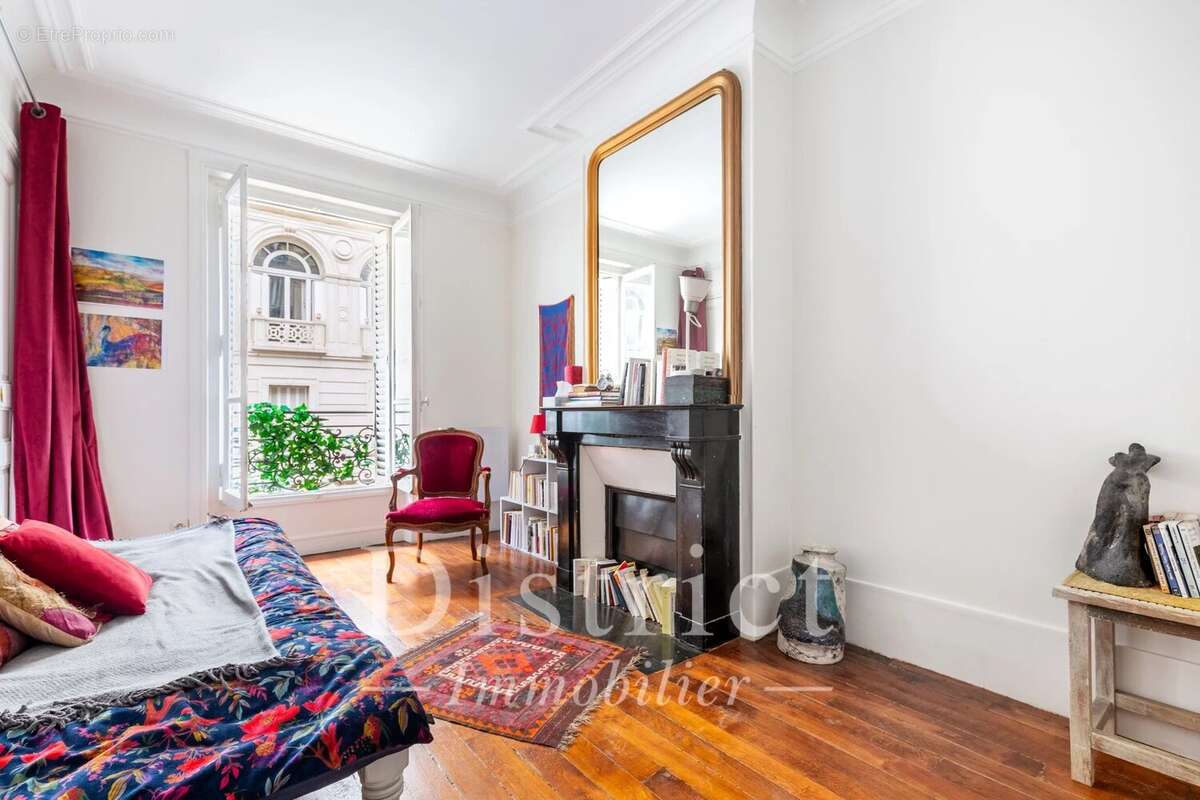 Appartement à PARIS-6E
