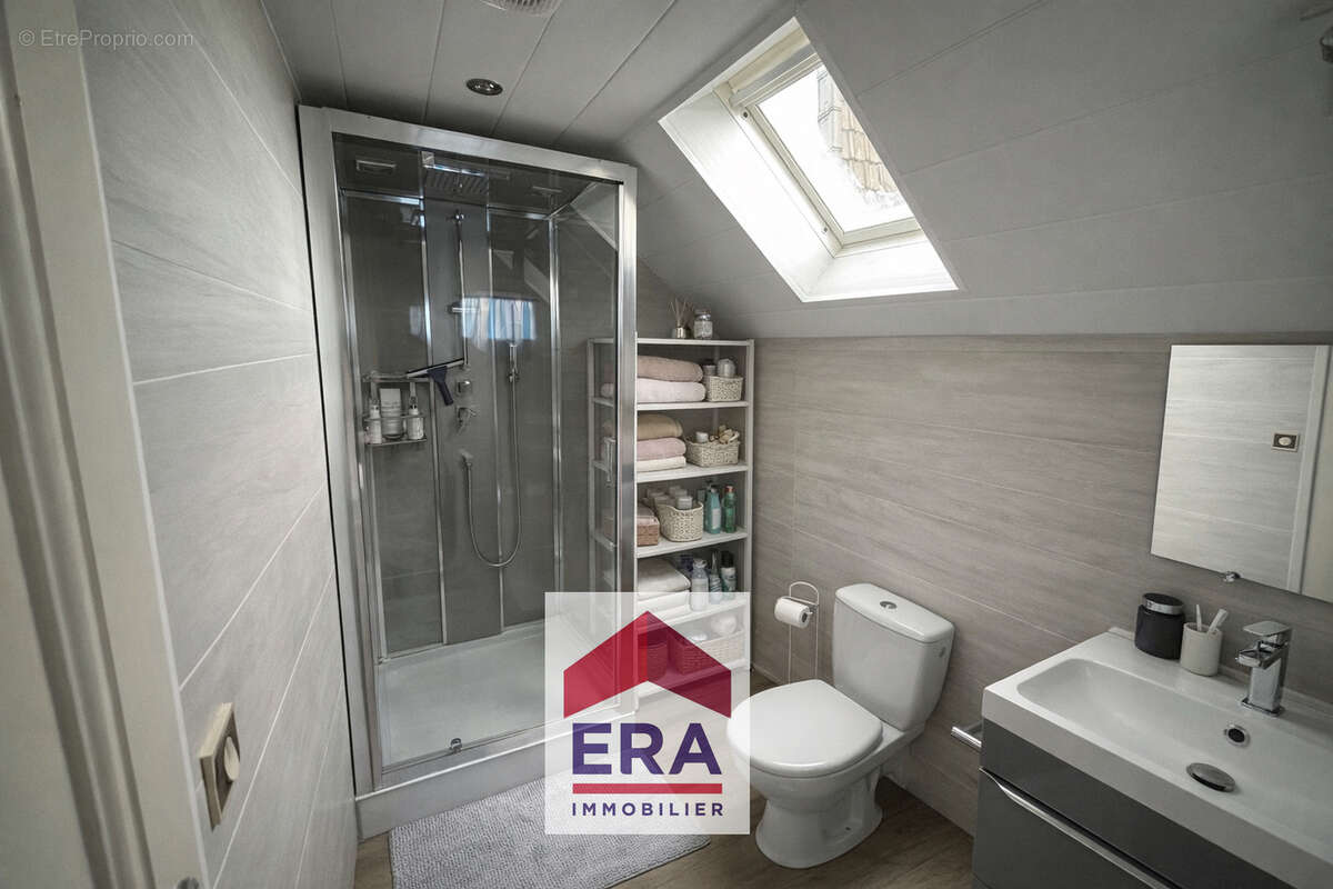 Maison à SARTROUVILLE