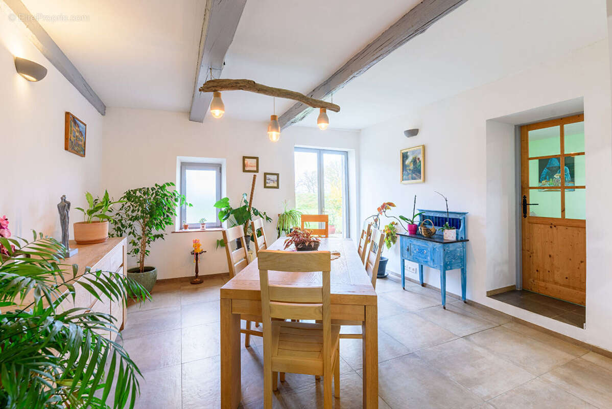 Maison à AMOU