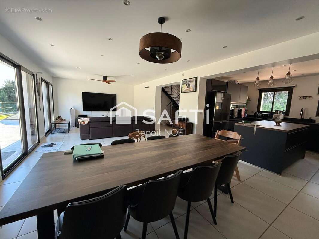 Photo 9 - Maison à LES PUJOLS