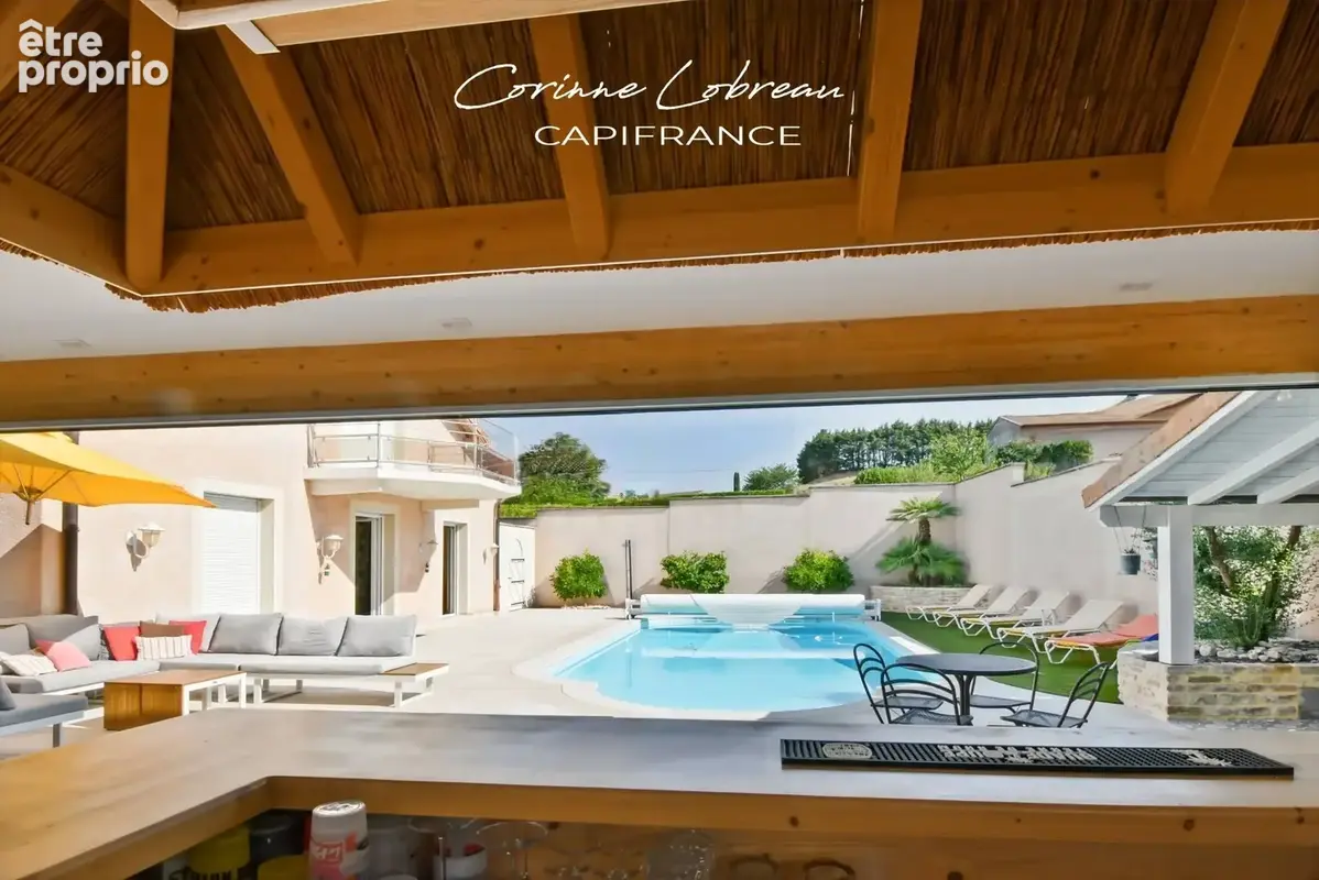Propriété d’exception avec piscine et vue remarquable sur les deux roches - photo 23