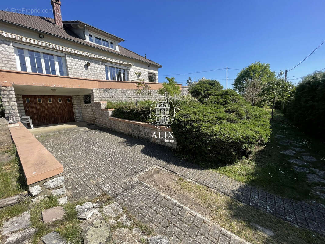 Maison à DORDIVES