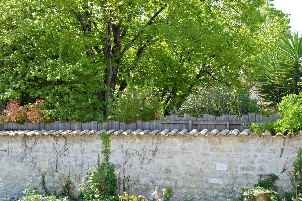 Terrain à LA ROCHELLE